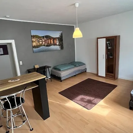 Apartment-luck *